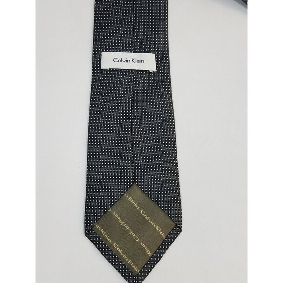 Calvin Klein Mens Silk Necktie Black Micro Dot Pattern 3.5" Width 59" Length - Picture 3 of 8
